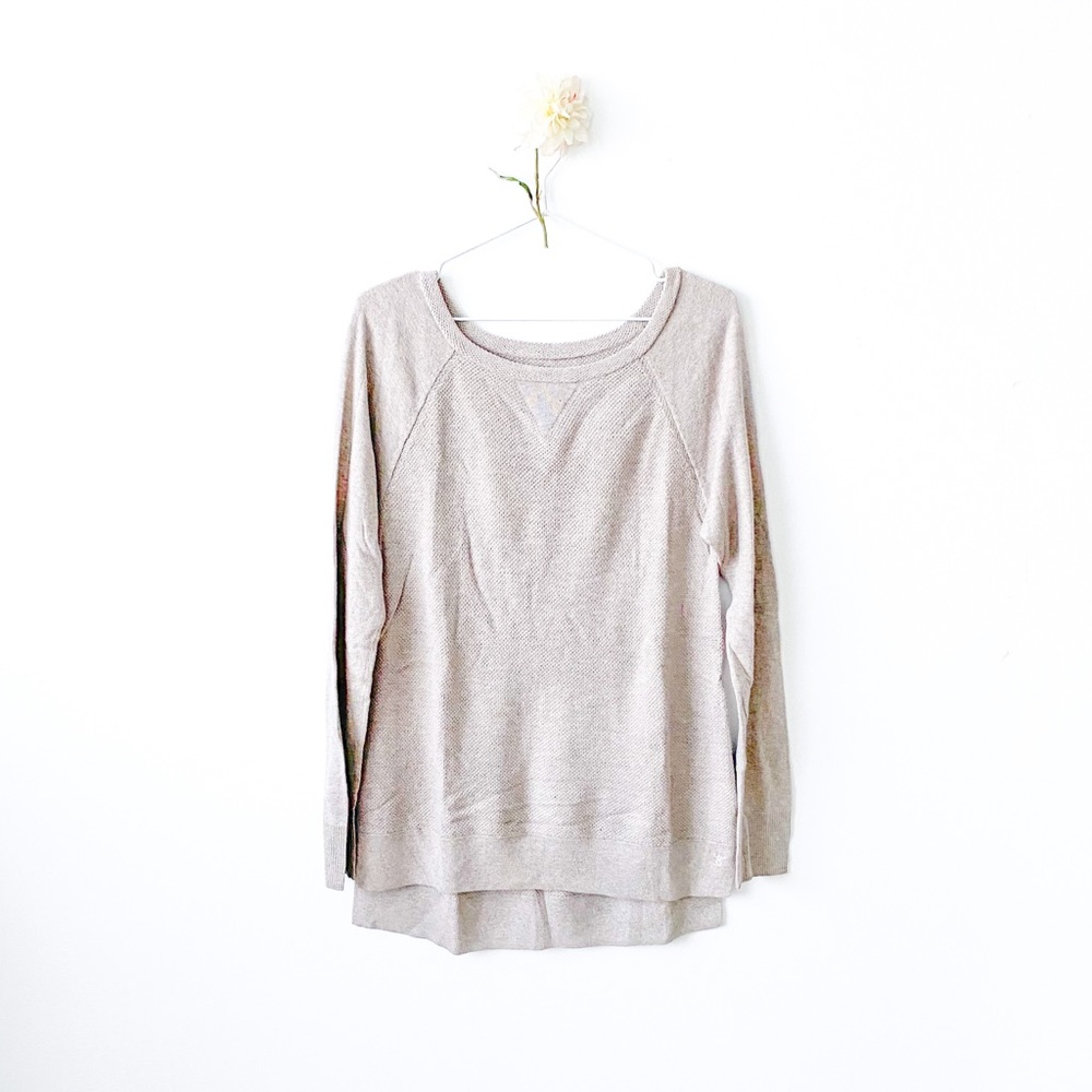 American Eagle Light Sweater